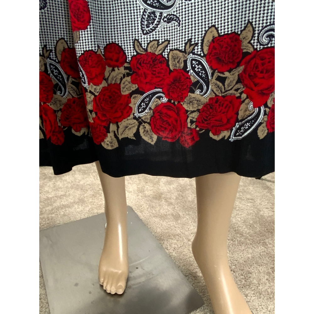 Chaus Pleated Skirt 14 Black Red Floral Elastic Waist Pockets‎ Romantic Coquette - Picture 4 of 16